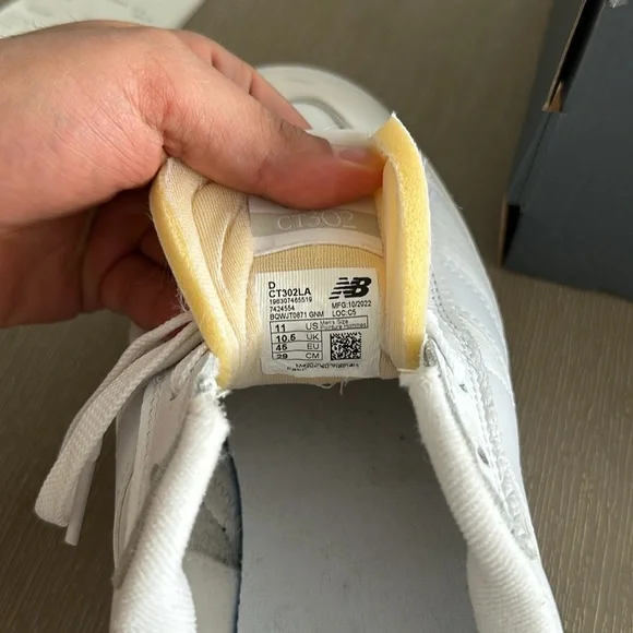 New Balance Men’s Sneakers - Picture 7 of 8